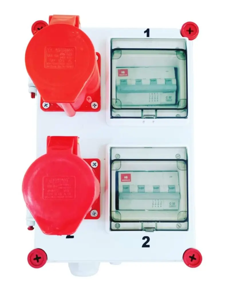 Industrial-Distribution-Box-Three-Phase-32A-2way-with-MCB-TOP-831x1024